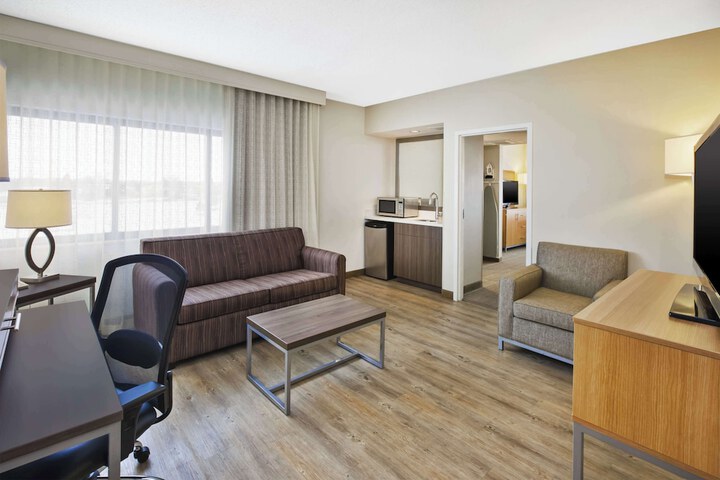 DoubleTree by Hilton Rapid City Downtown Convention Center
