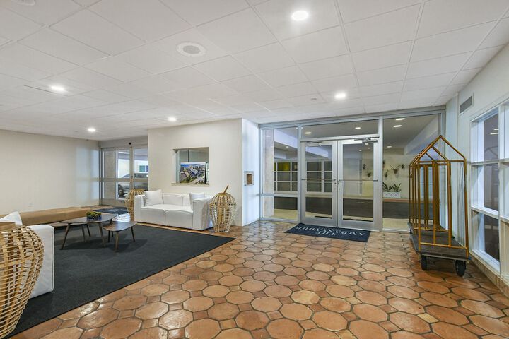 Hotel Interior 13 of 81