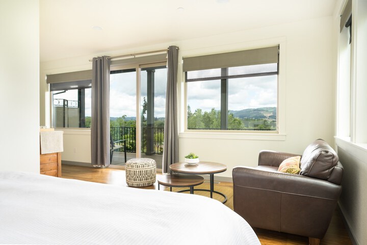 The Setting Inn Willamette Valley