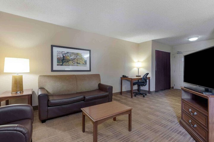 Extended Stay America Select Suites Dallas Farmers Branch