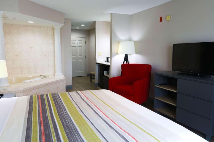 Room 34 of 46