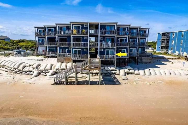 Seaside Joy - This is your happy place!