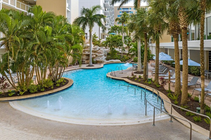 Marriotts Crystal Shores
