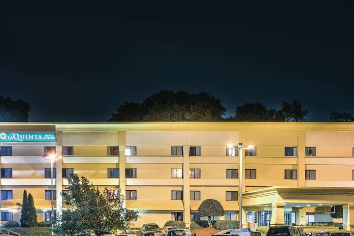 Hotel 2 of 27
