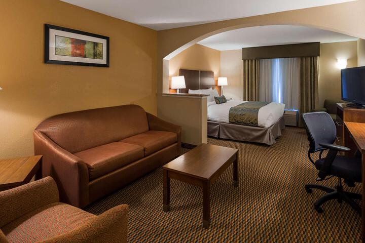 Best Western Plus Airport Inn Suites