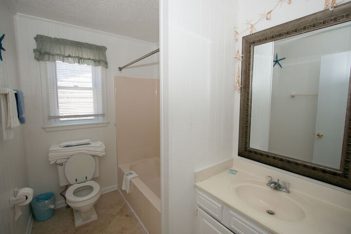 Room 147 of 199