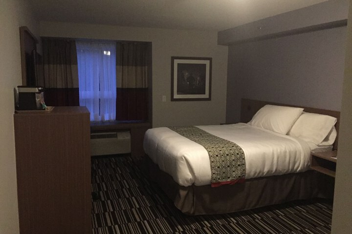 Room 34 of 57