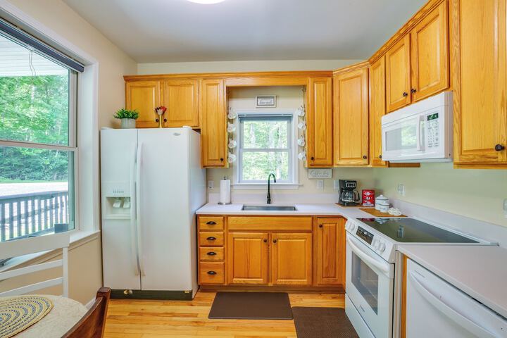 Near Hiking: Blue Ridge Mtn Home on Private Acre