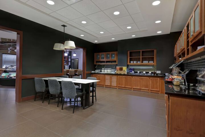 Hyatt Place San Antonio–North / Stone Oak