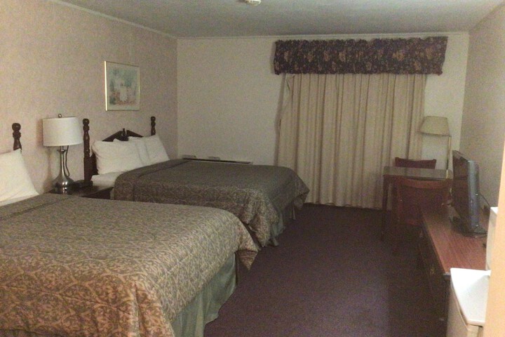 Room 12 of 17