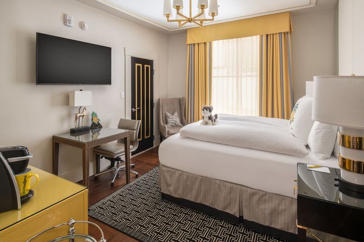 Room 14 of 41