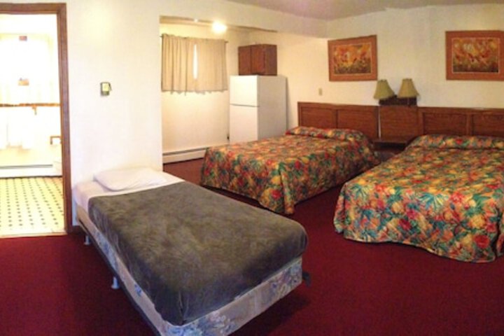 Room 5 of 20
