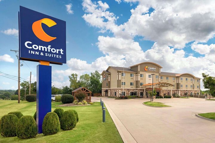 Hotel 3 of 51