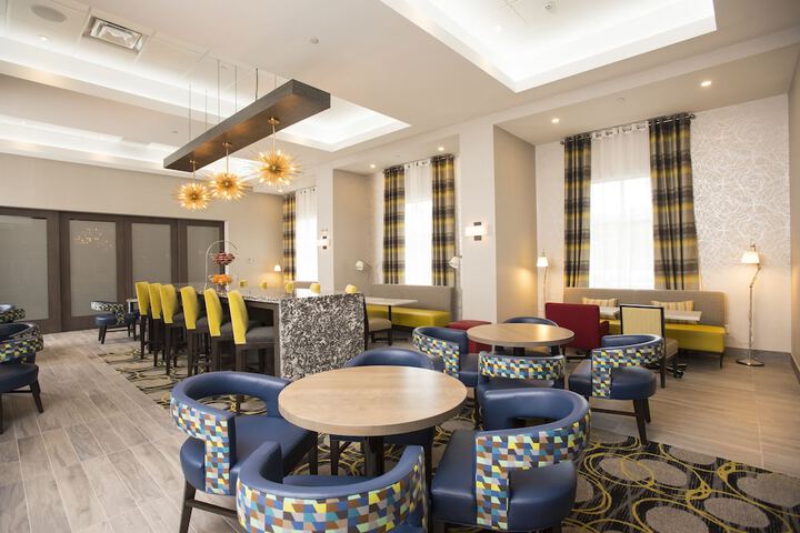 Hampton Inn & Suites by Hilton Thunder Bay