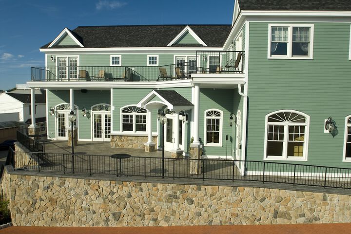 Union Bluff Hotel & Meeting House