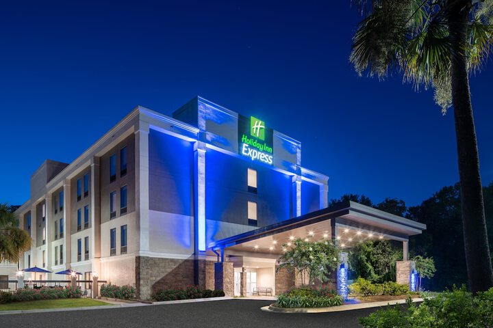 Holiday Inn Express Statesboro by IHG