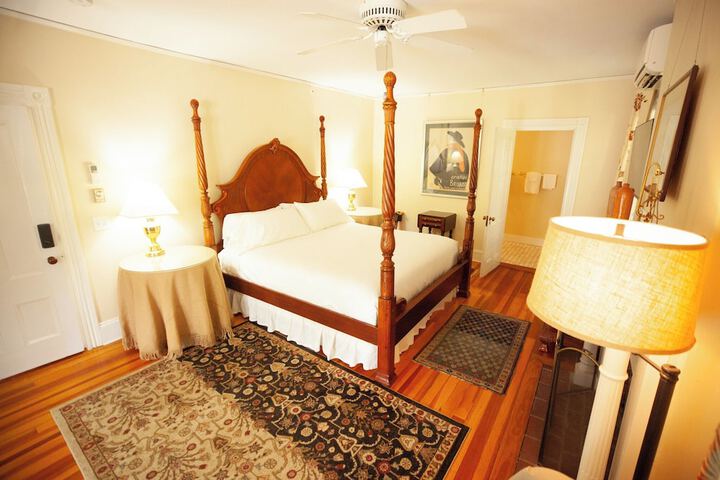 Room 20 of 40