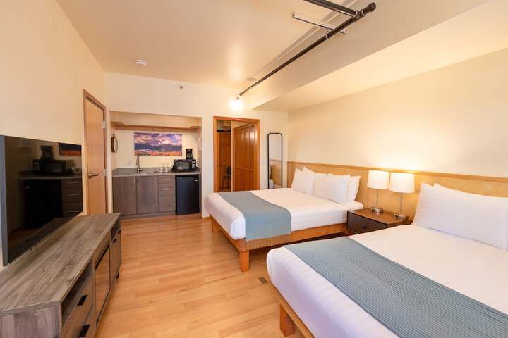 Room 137 of 183