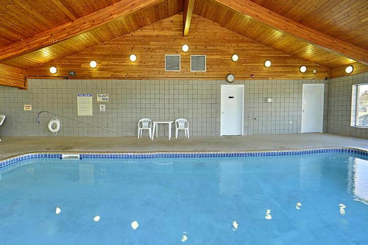 Pool 9 of 35