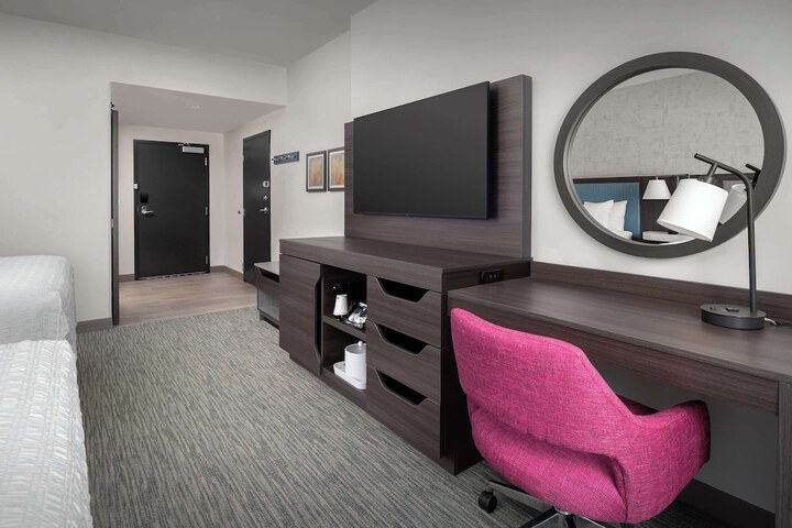 Room 20 of 43