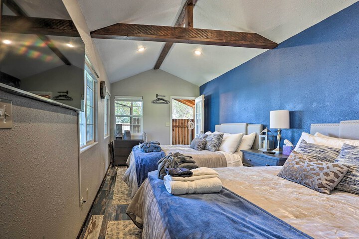 Luxe Auburn Hideaway w / Tennis Court & Views!
