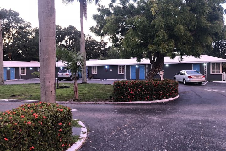 Property Grounds 18 of 19