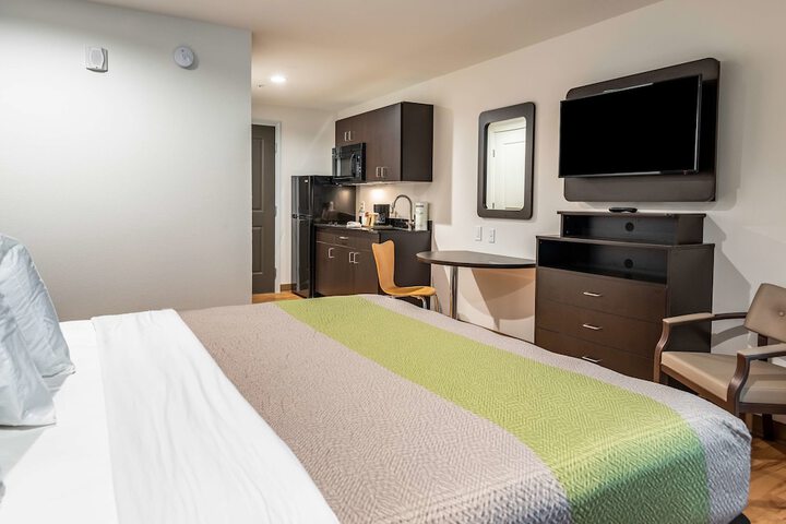 Room 21 of 35
