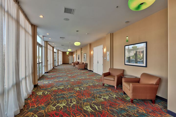 Holiday Inn Roswell by IHG
