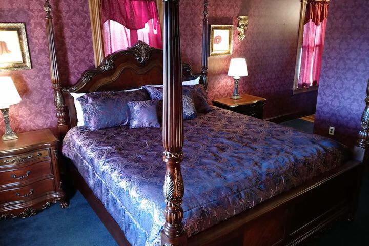 Room 38 of 60
