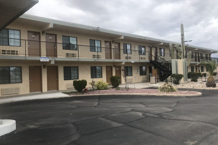 Hotel 4 of 15