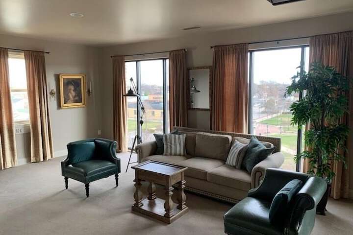 Room 33 of 45