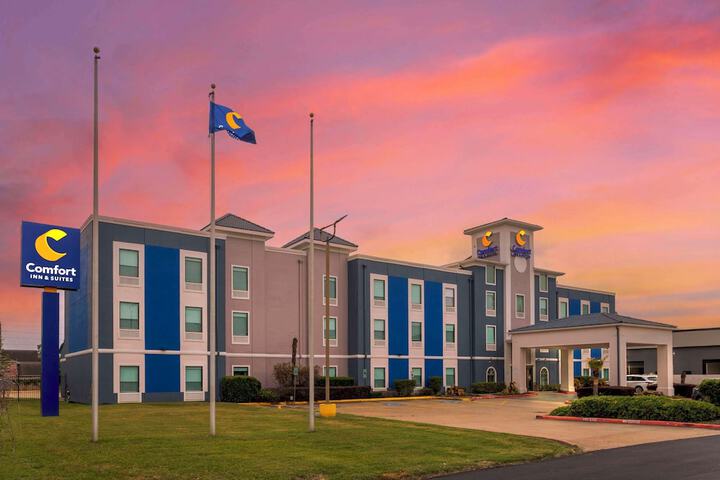 Hotel 3 of 45