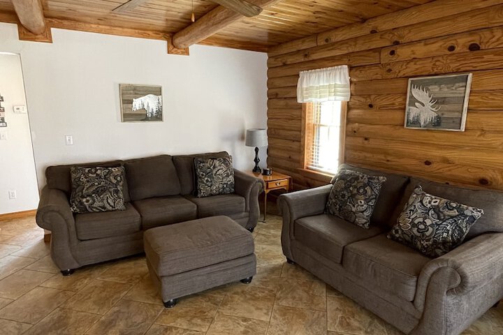 Crown Point Resort