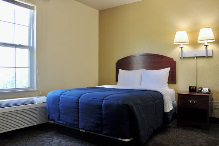 Candlelight Inn & Suites Hwy 69 near McAlester
