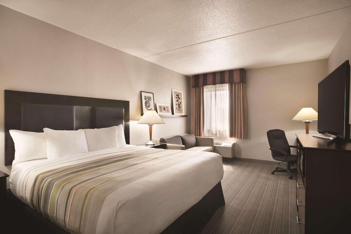Room 16 of 32