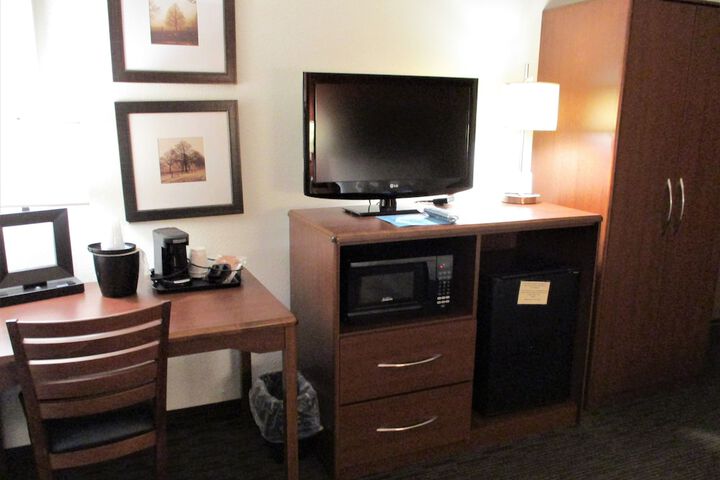 AmericInn by Wyndham Calumet