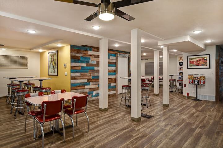 Hotel Interior 14 of 42