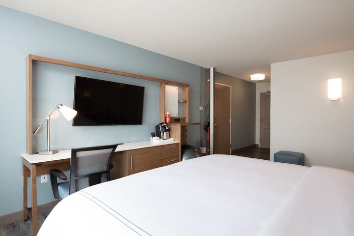 Room 38 of 55