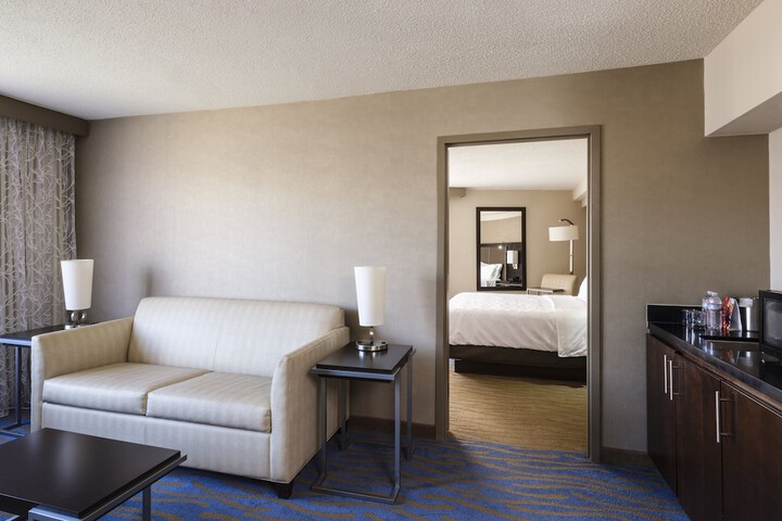 Room 46 of 92
