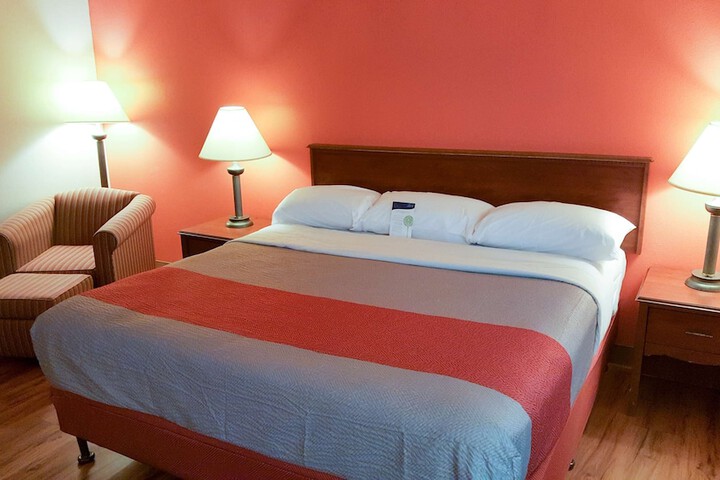 Motel 6 Maryland Heights MO