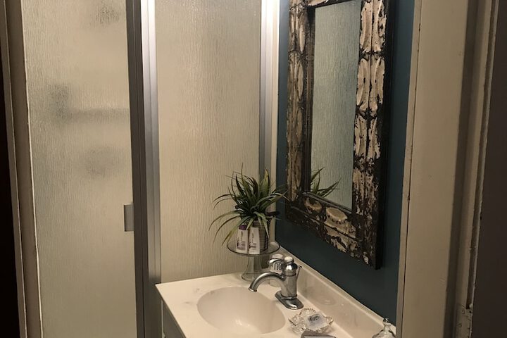 Room 14 of 20