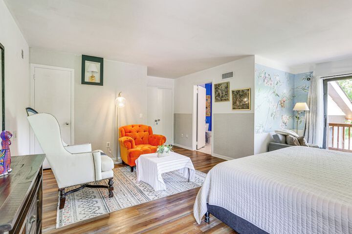 Pet-friendly Vacation Rental w / Lake Access