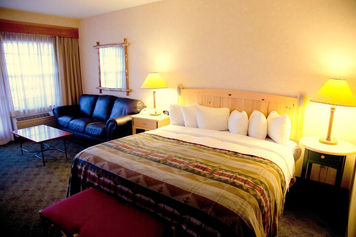 Heathman Lodge