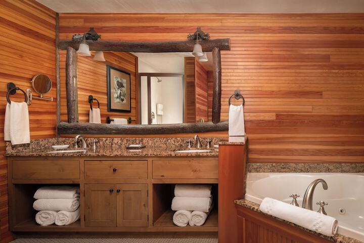 The Whiteface Lodge