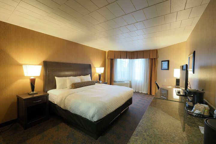 Evergreen Resort