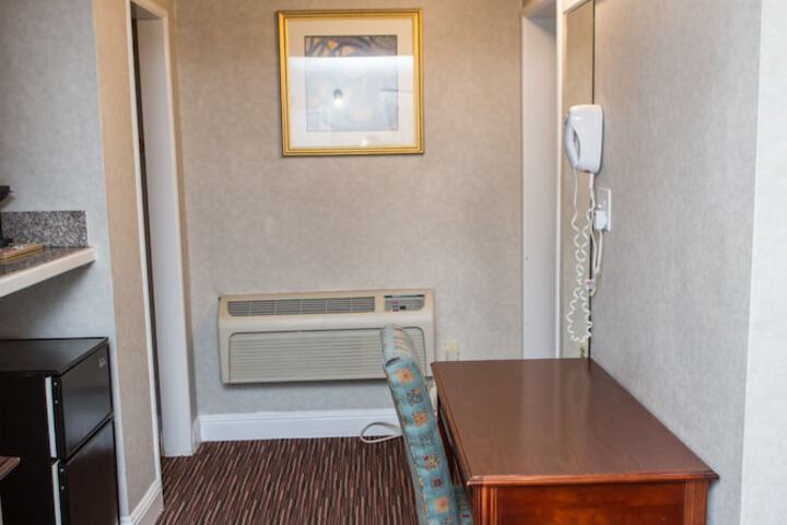 Room 127 of 159