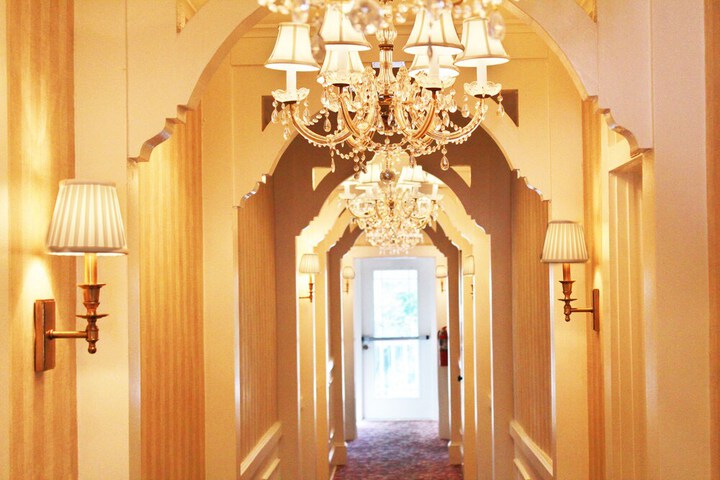 The Riverview Hotel