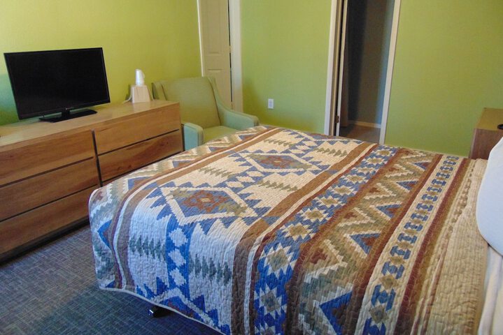 Room 40 of 64