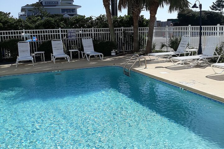 Pool 10 of 333