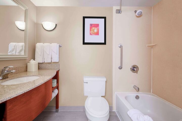 Room 32 of 50